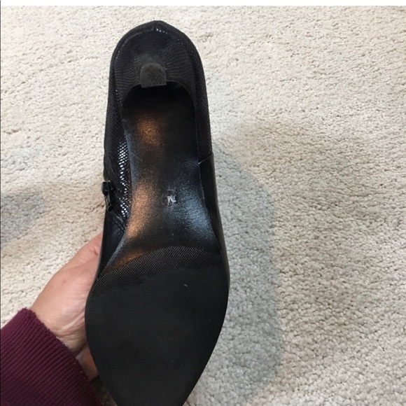 Booties - Picture 4 of 4